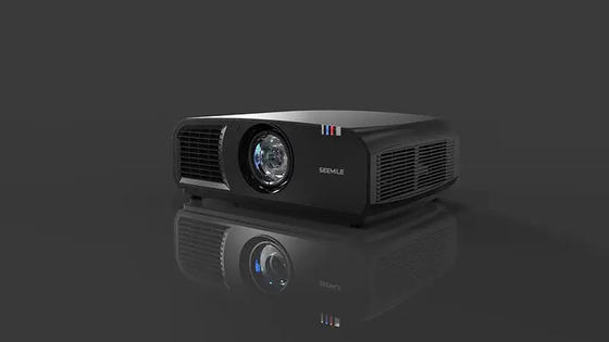 12000-Lumen DLP 4K Proyektor Dengan Jatuhan Pendek Untuk Bioskop Luar Ruang Lokasi Besar
