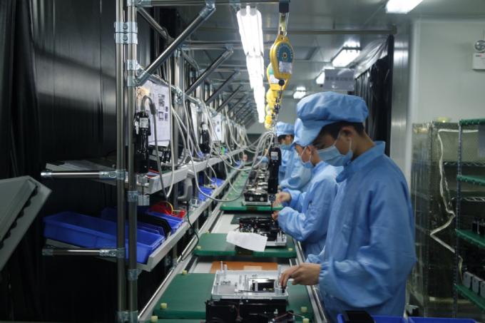 Flyin 2025 Proyektor Laser 3LCD 4K Profesional 7200 Ansi Lumens Ultra Hd 3840x2160 Kecerahan Tinggi Untuk Pendidikan Bisnis Tempat-tempat besar Balai Perjamuan Panggung 16